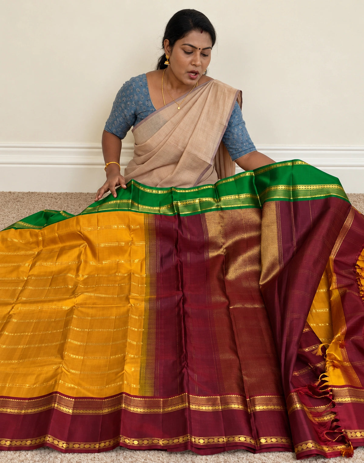 Ezhilara Kanjivaram Silk Saree