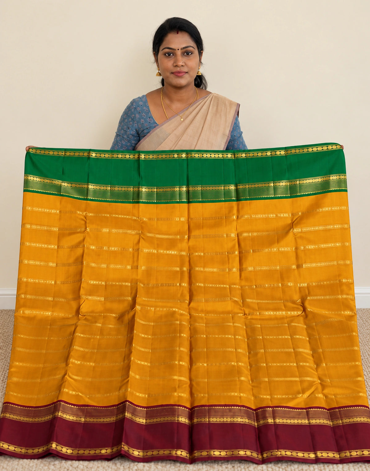 Ezhilara Kanjivaram Silk Saree