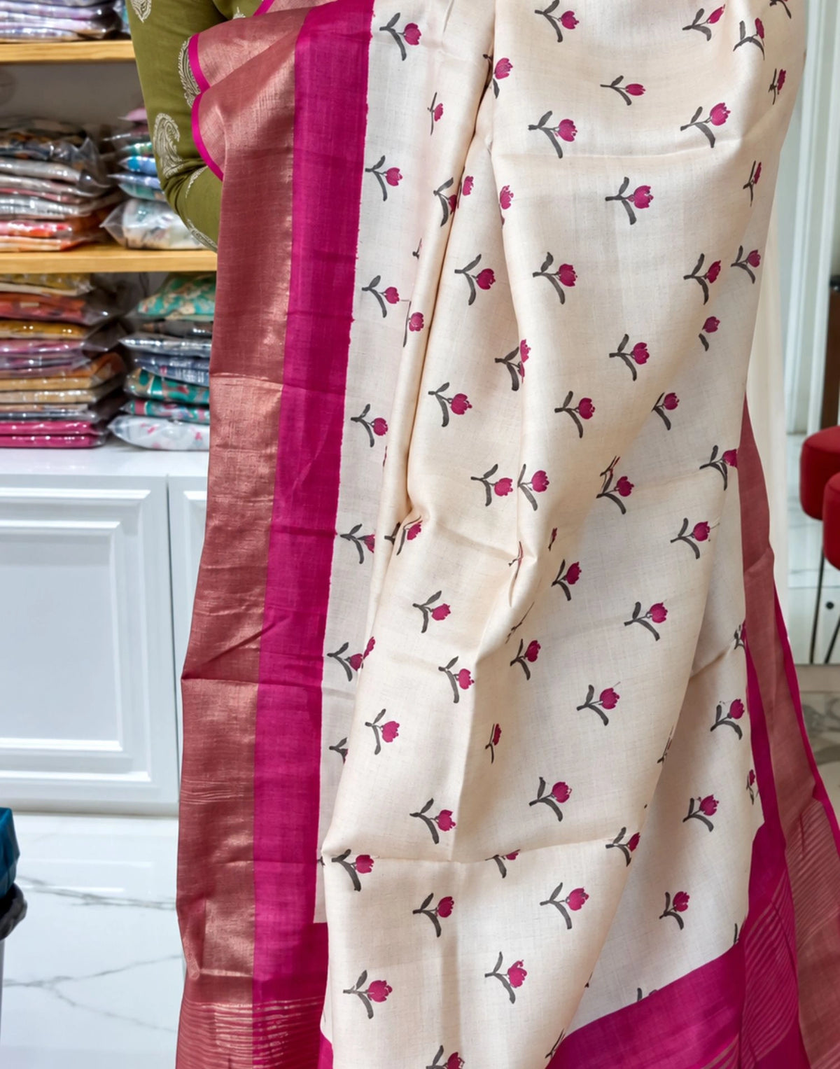 Nilavu Tussar Silk Saree