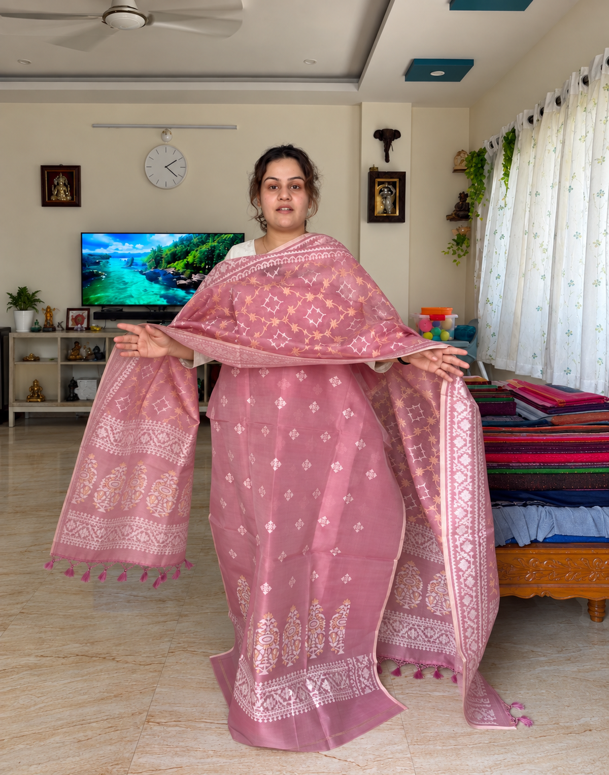 Rojini Pink Weave Jari Suit Set