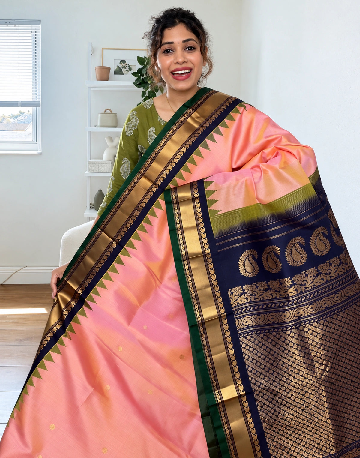 Tavisha Gadwal Silk Saree