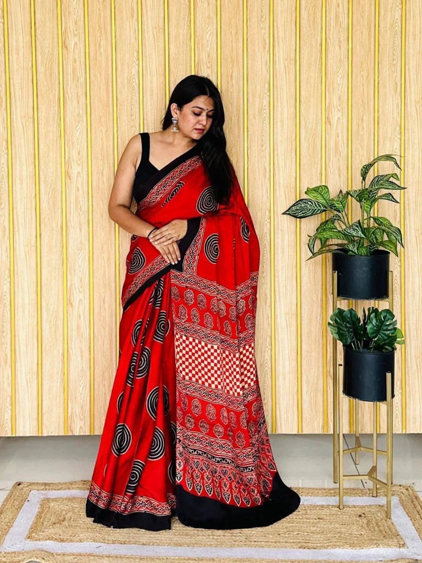 Ajrakh Print Muslin Cotton Sarees With Fumka Pallu At Wholesale Price