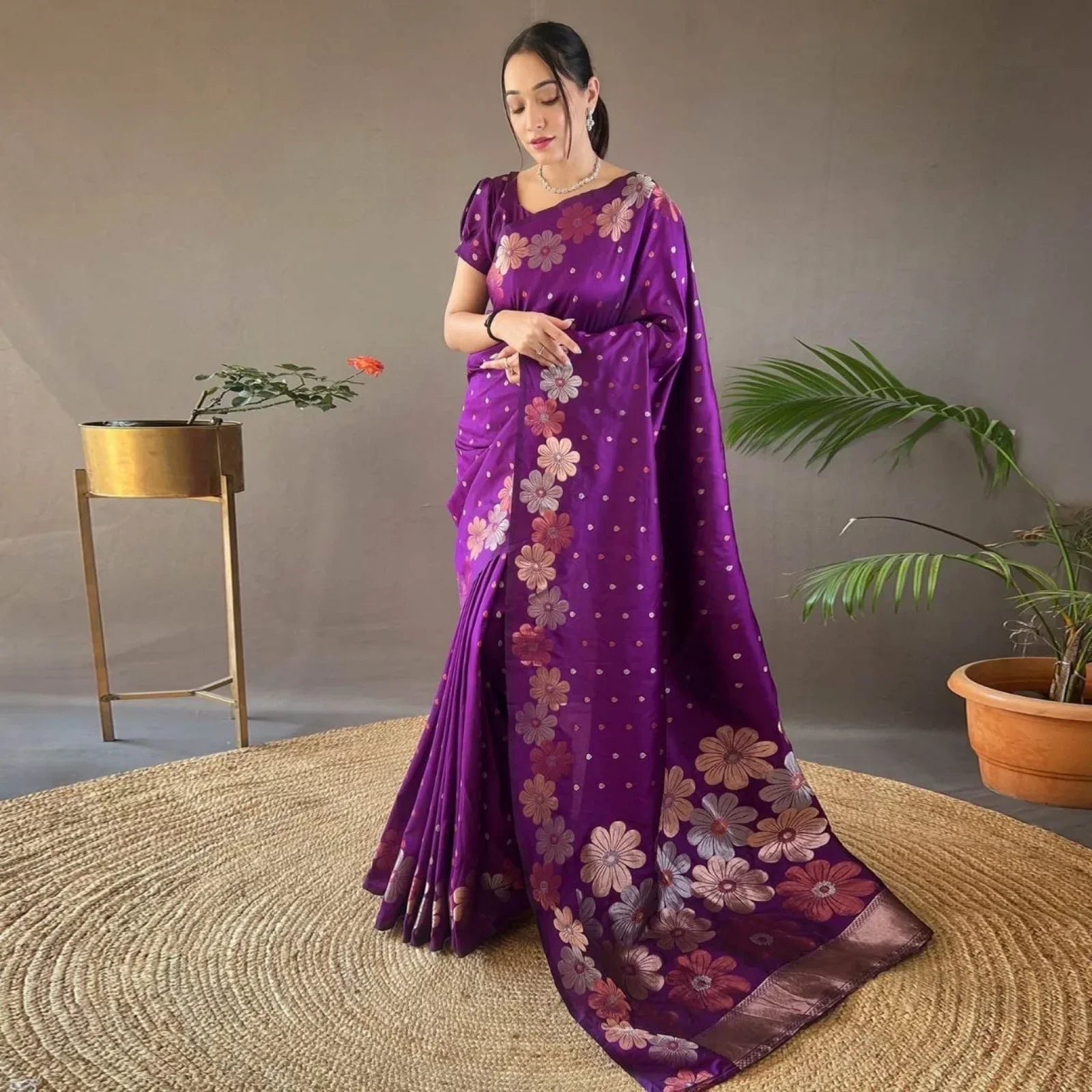 Stunning Soft Lichi Silk Saree With Rich Pallu & Jacquard Blouse