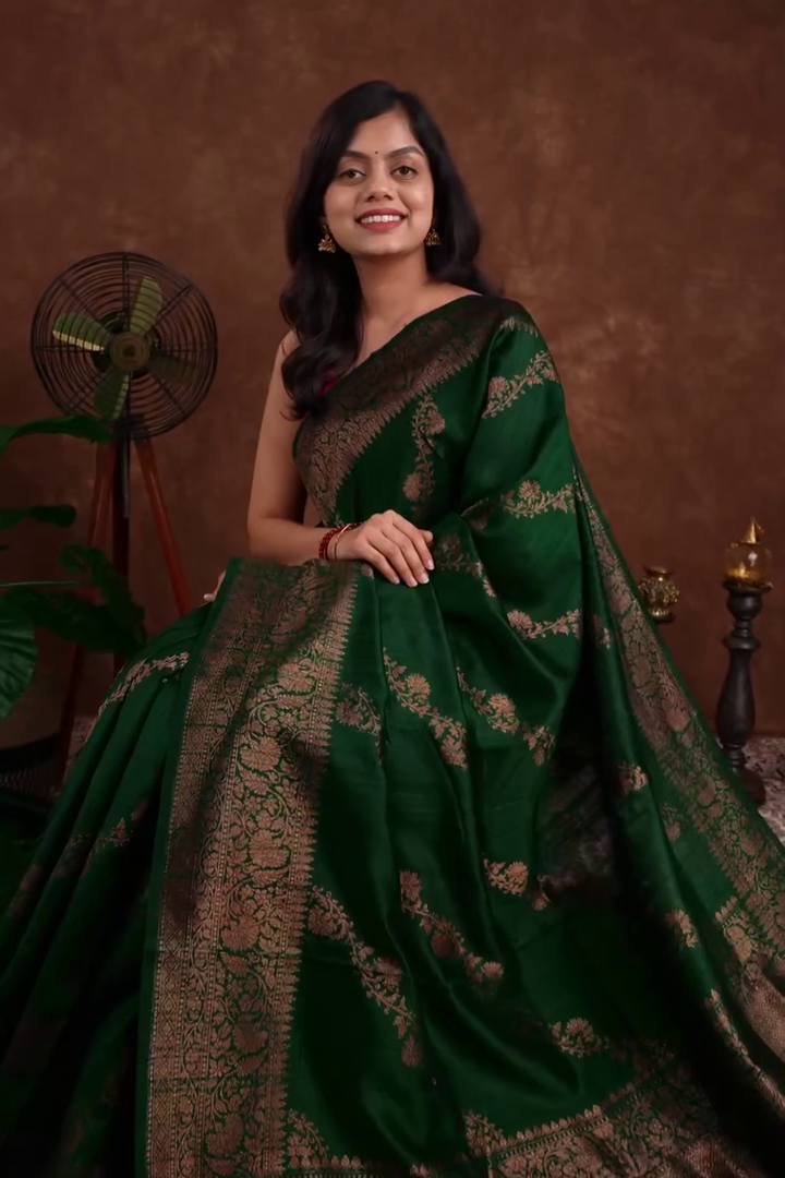 Floral Zari Laheriya Saree